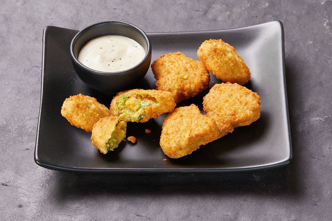 Broccoli, Bacon & Cheese Poppers