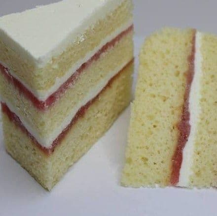 STRAWBERRY SHORTCAKE (2PCS)