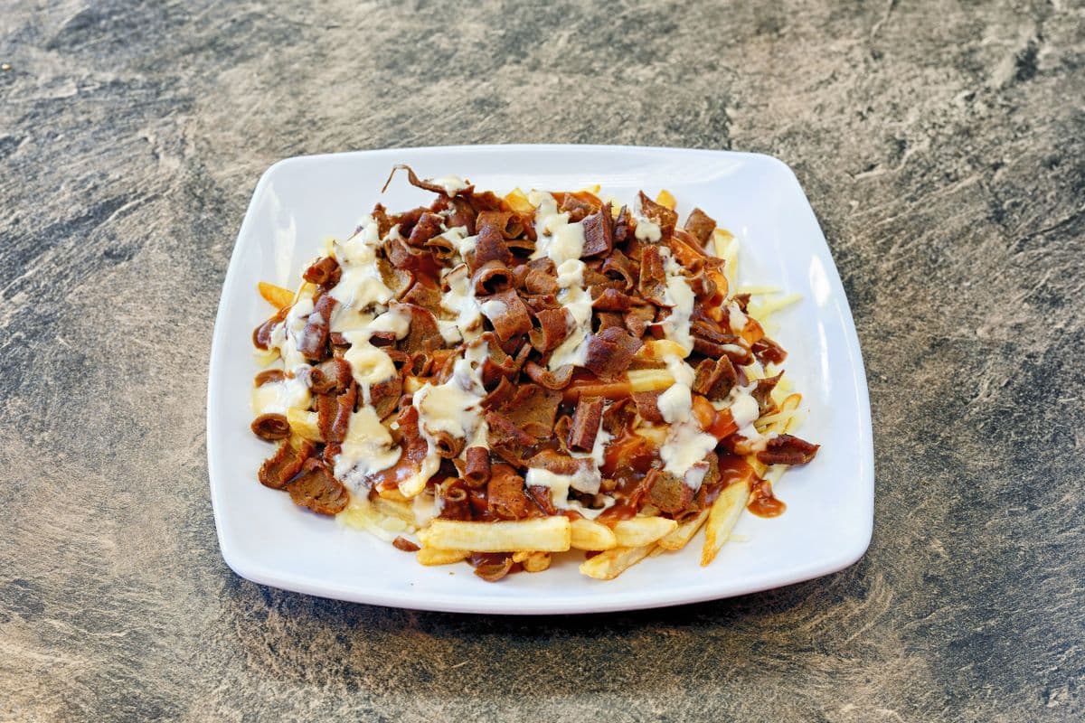 Beef Donair Poutine (Medium)