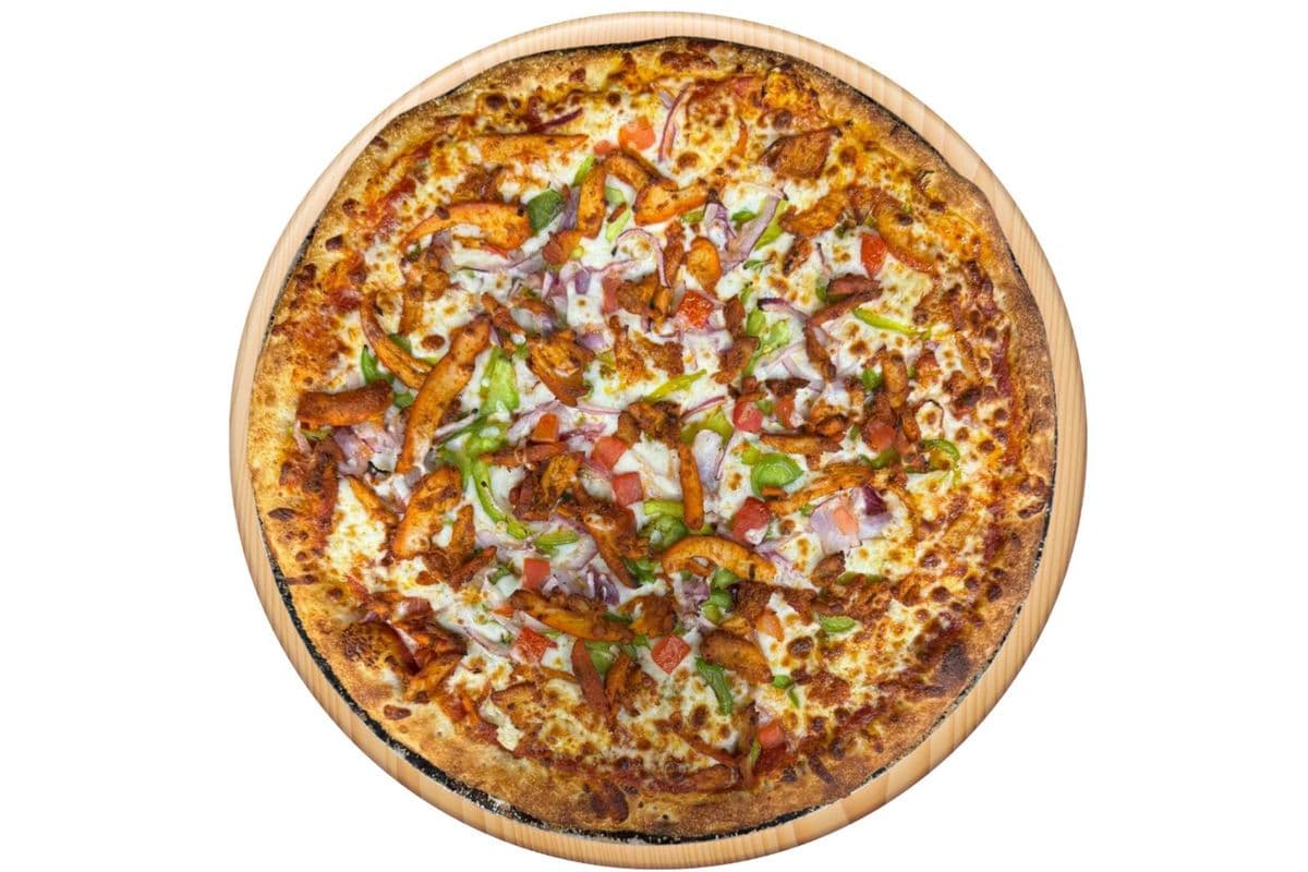 Achari Chicken Pizza