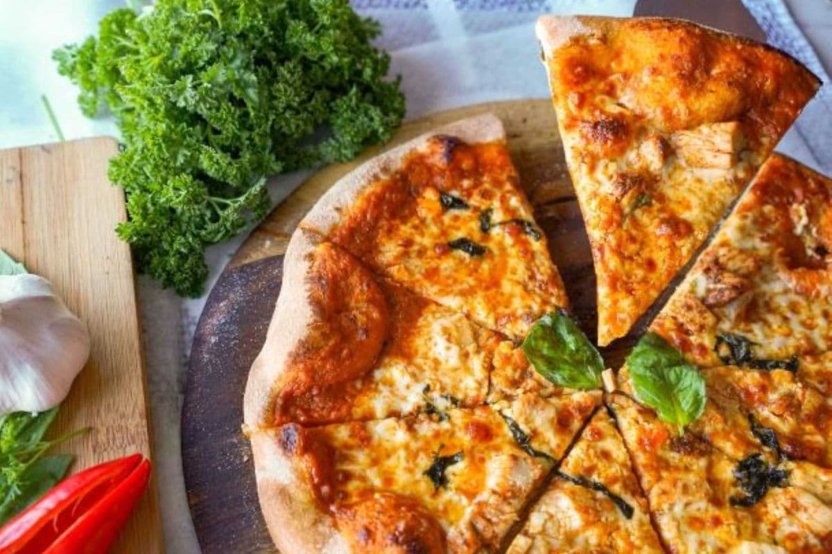 Small (8'') Butter Chicken Pizza