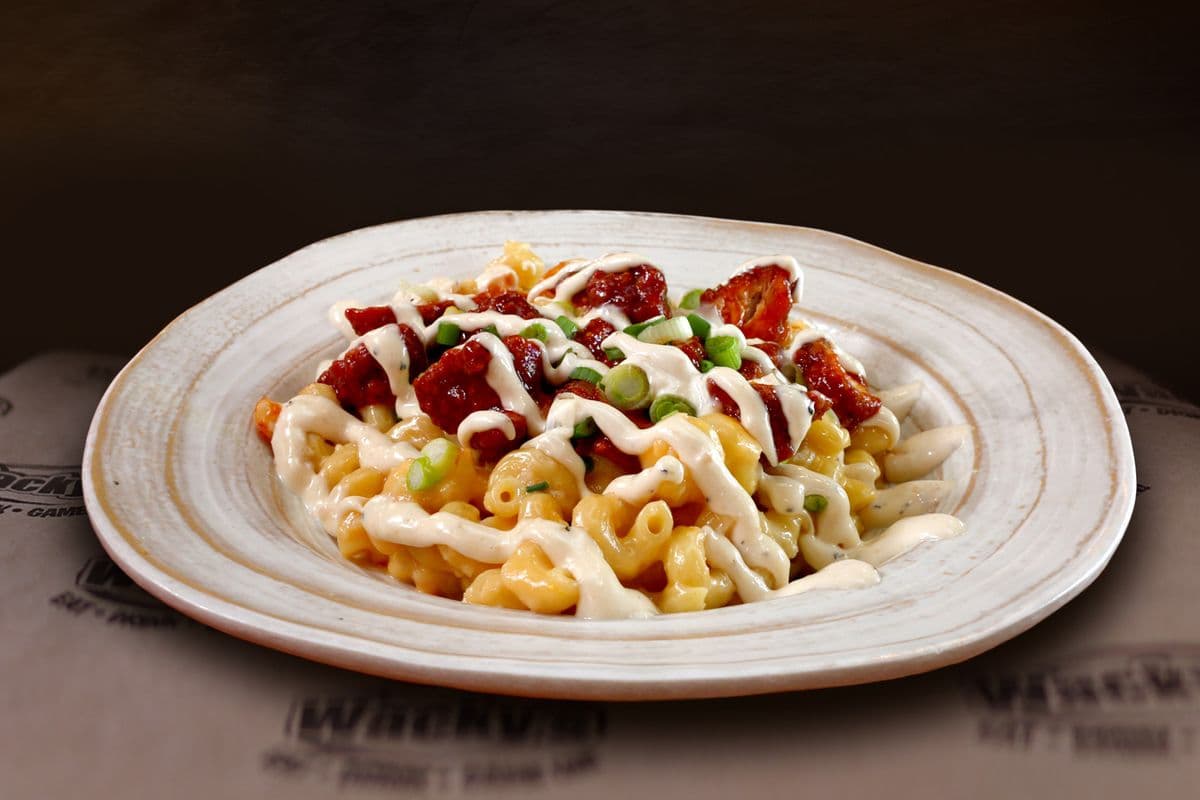 Boneless Wing Mac 'N Cheese