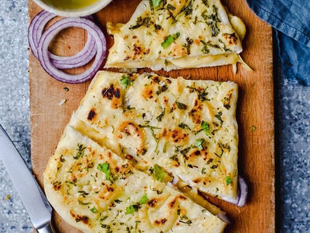 Cheese Galic Naan