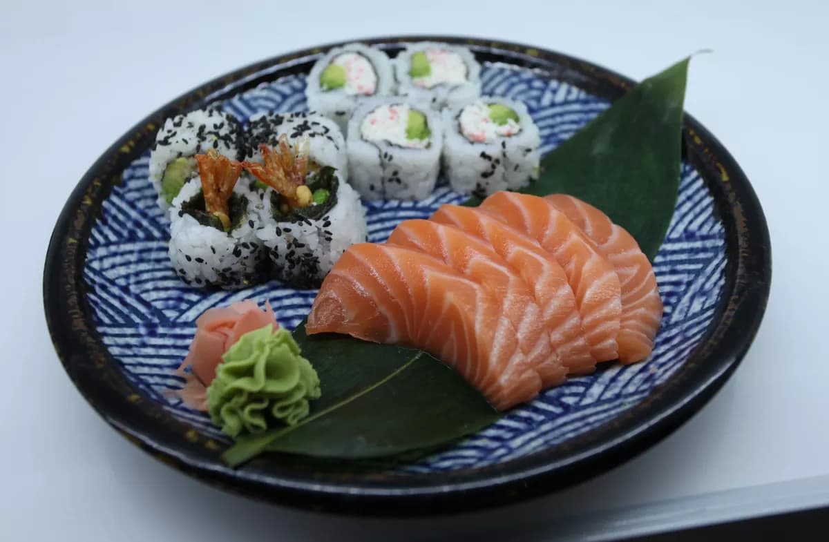 Sashimi Combo (13pcs)