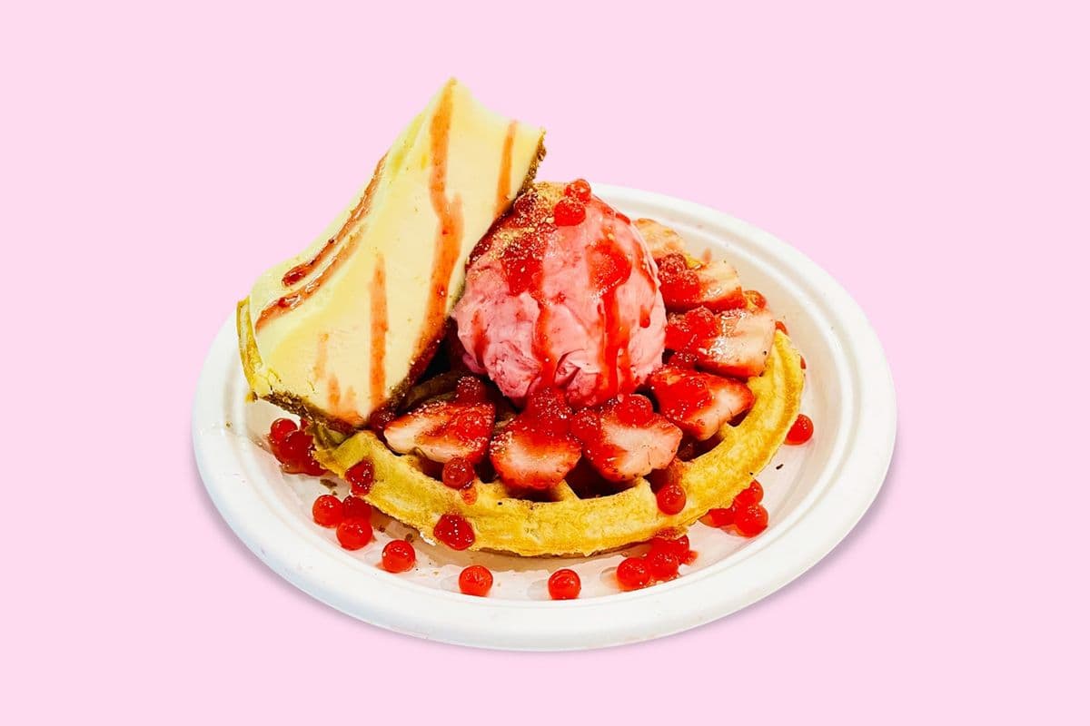 Strawberry Cheesecake Signature BW