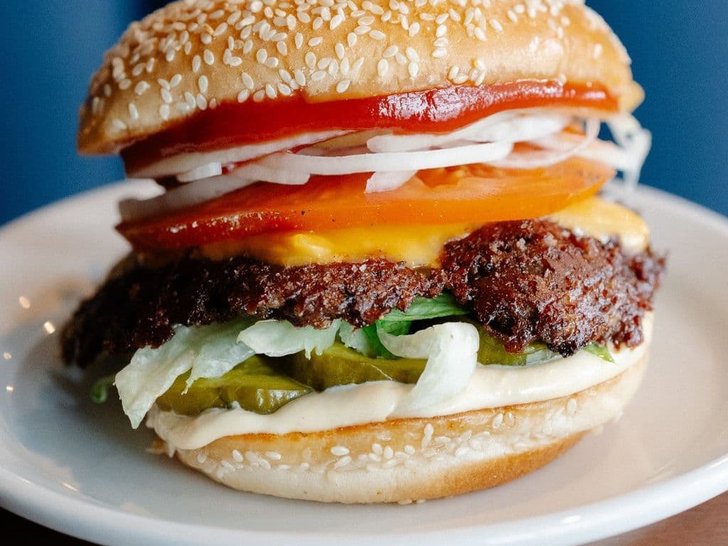 Classic Cheeseburger