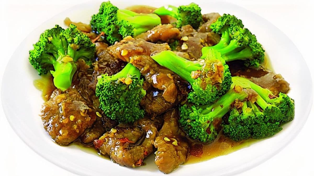 Bœuf sauté avec brocoli / 西兰牛