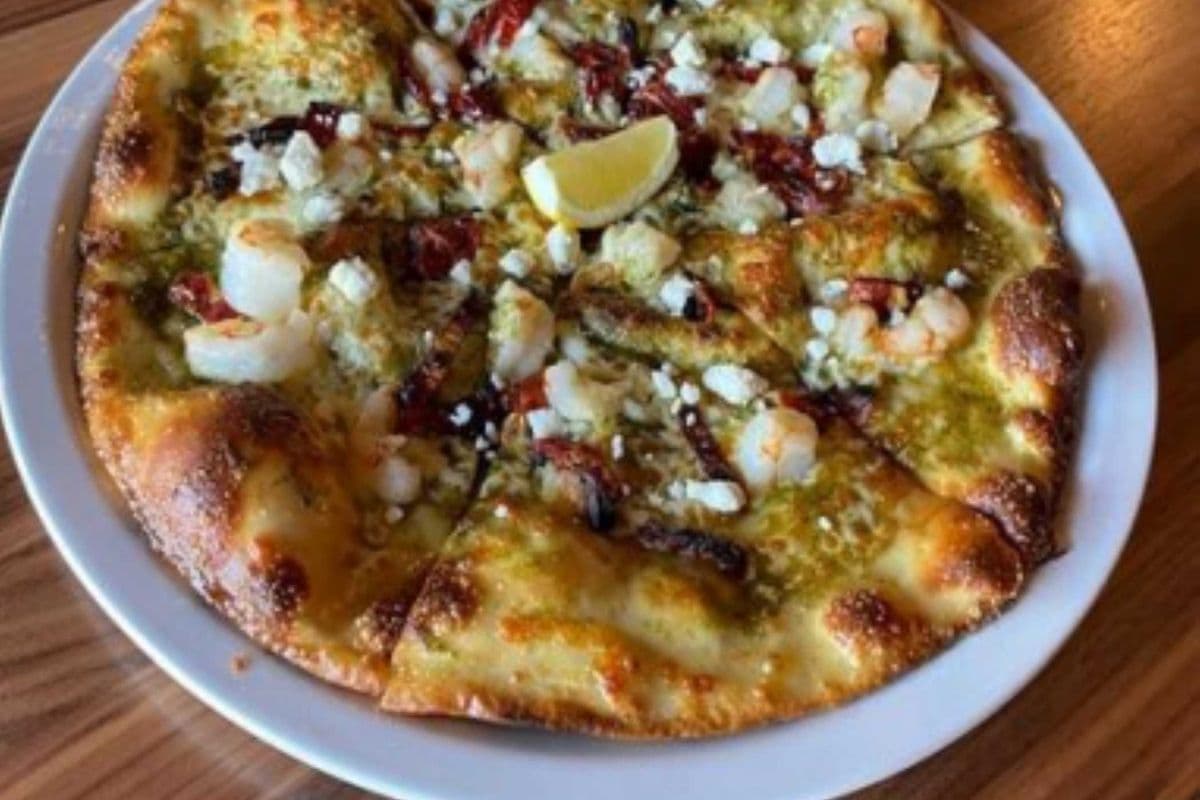 California Shrimp Pizza