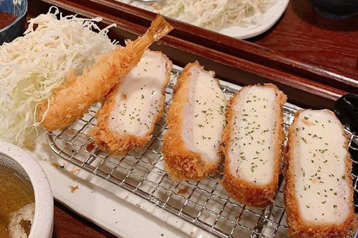 Cheese Pork Cutlet 치즈 돈까스