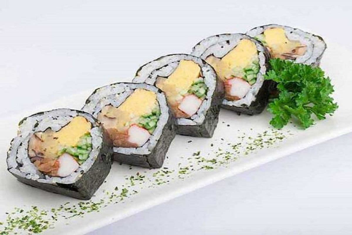 Futomaki (Seaweed Outside)(8 pcs)