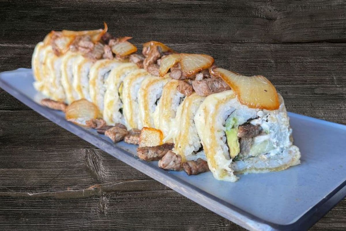 'NEW' Carne Asada Crunch Roll (12 pieces)