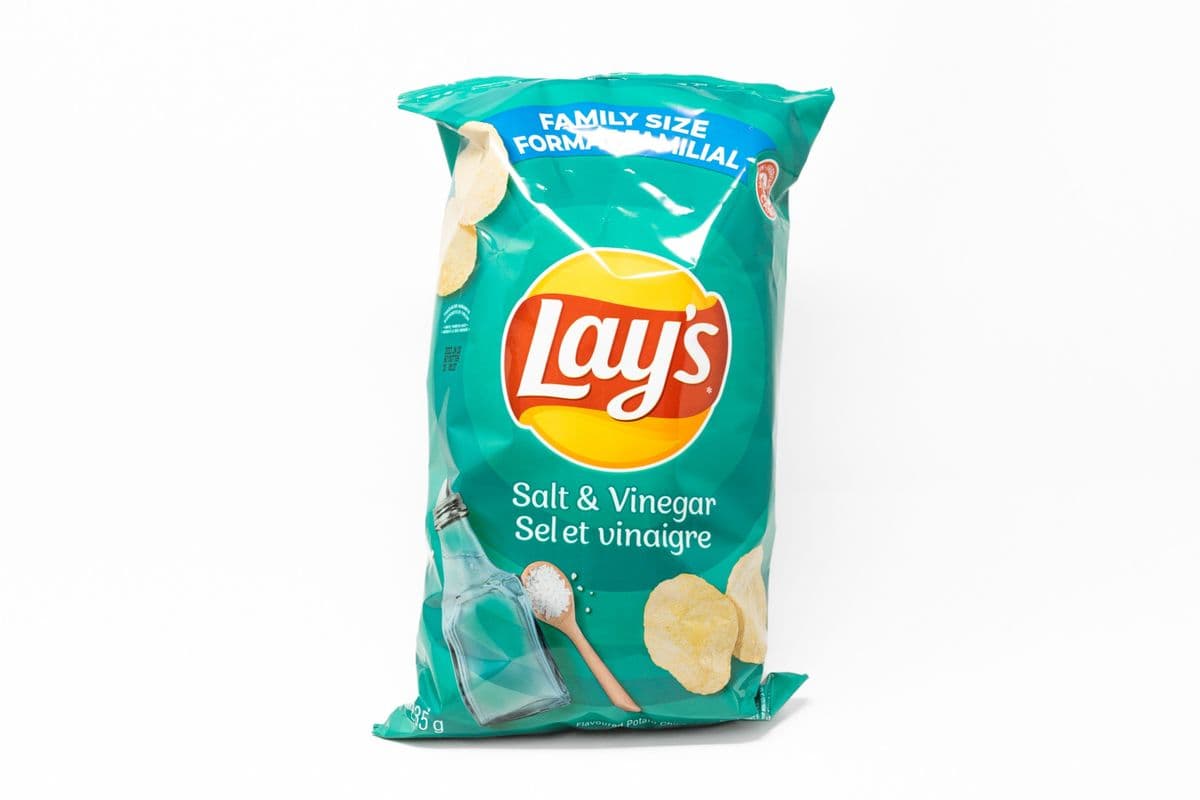 Lays Salt & Vinegar Family Size (235 g)