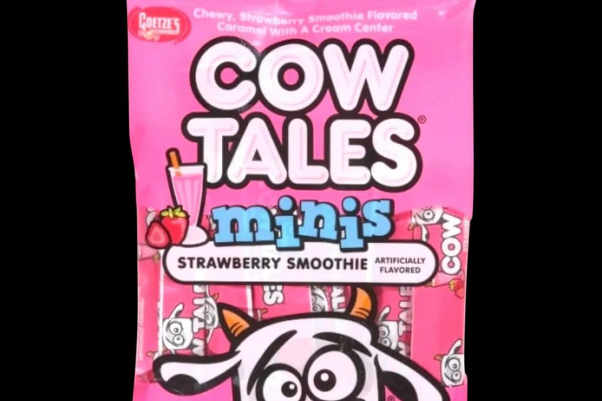 Cow Tales Strawberry Smoothie Minis Peg Bag (113g)