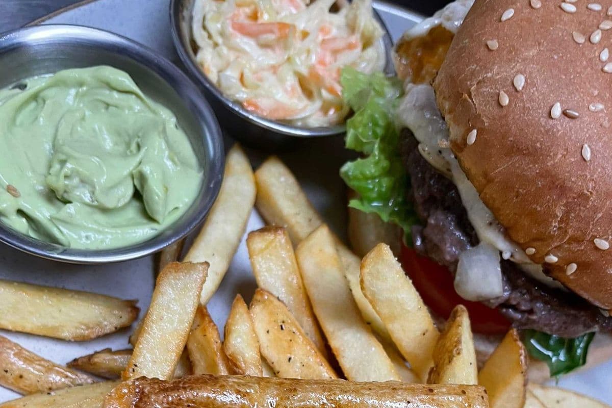 Harmony Cheeseburger