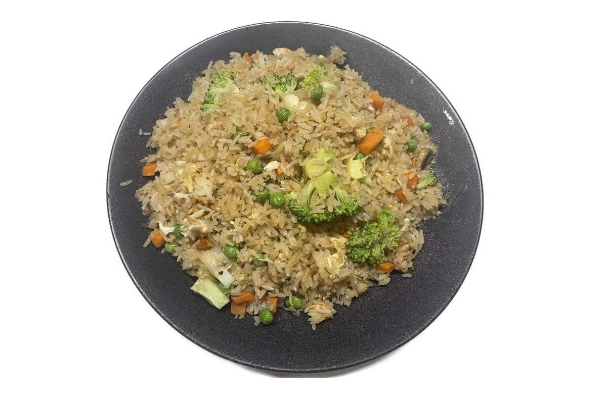 R6. Mixed Veggies Fried Rice 杂菜饭