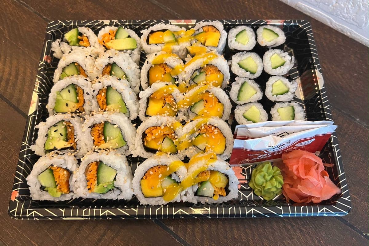 Veggie Platter (28 pcs)