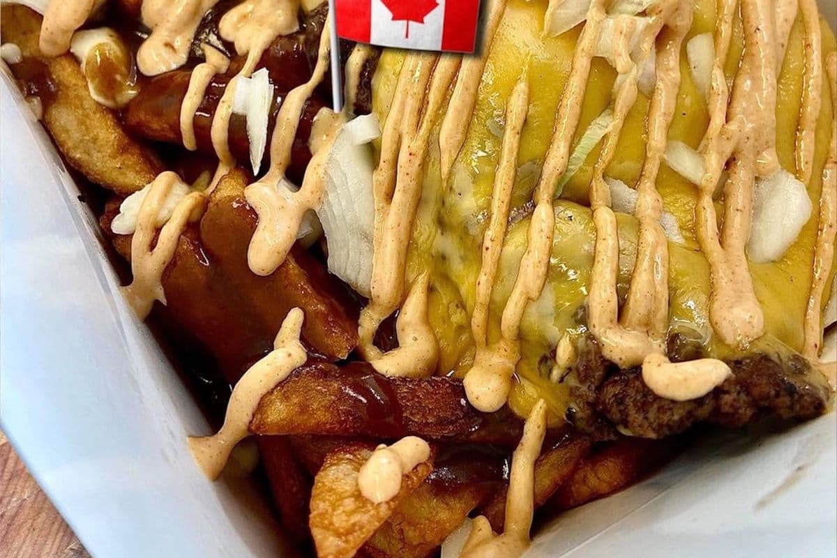 WhamBurger Poutine