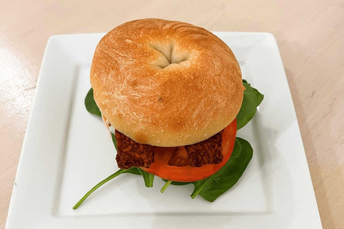 TLTempeh Bagel
