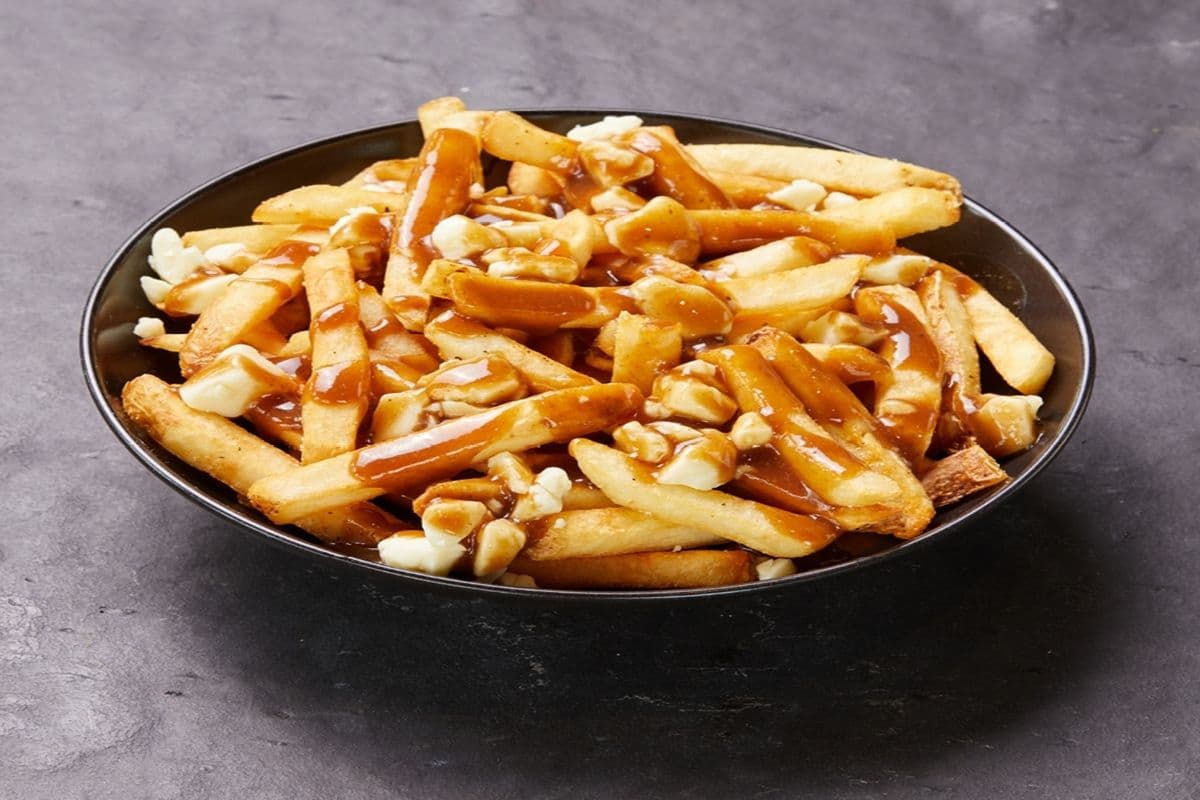 TRADITIONAL POUTINE
