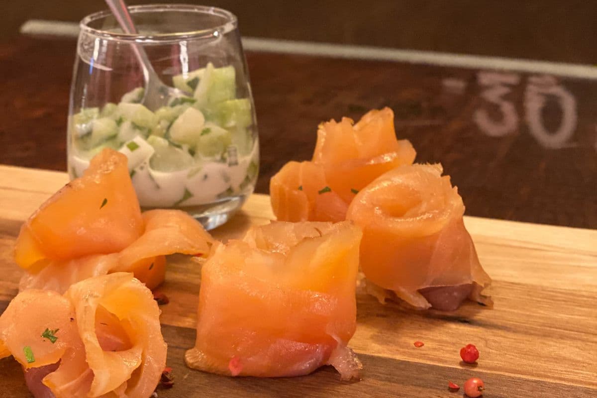 Tartare de saumon à l'antillaise / Salmon tartar 'Antillean style'