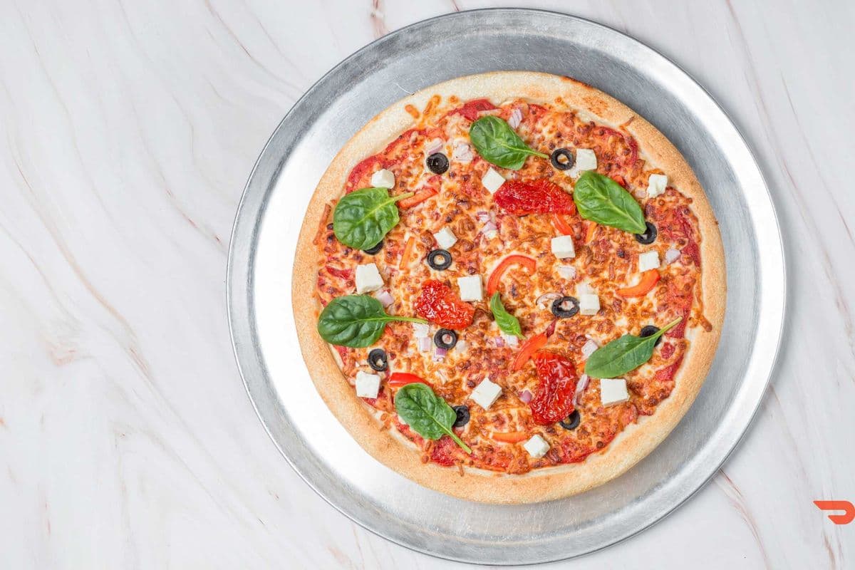 14" Large Veggie Mediterranean Pizza