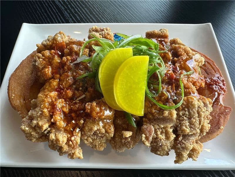 Chicken on D’oh! 香脆炸雞蔥油餅