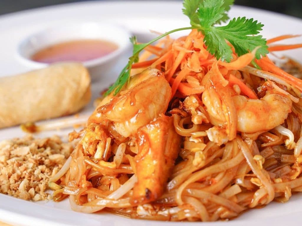 L1. Pad Thai*