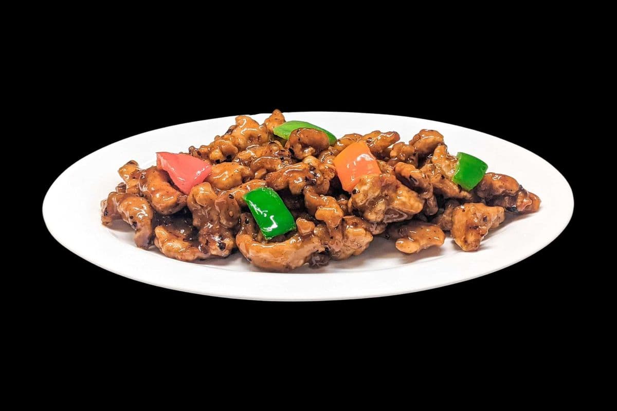 106. Kung Pao Boneless Chicken (Spicy)