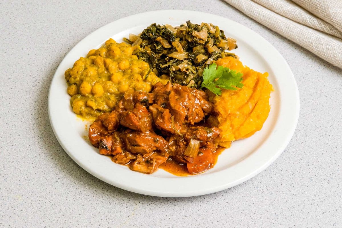 Boneless Stew Chicken Low Carb Plate