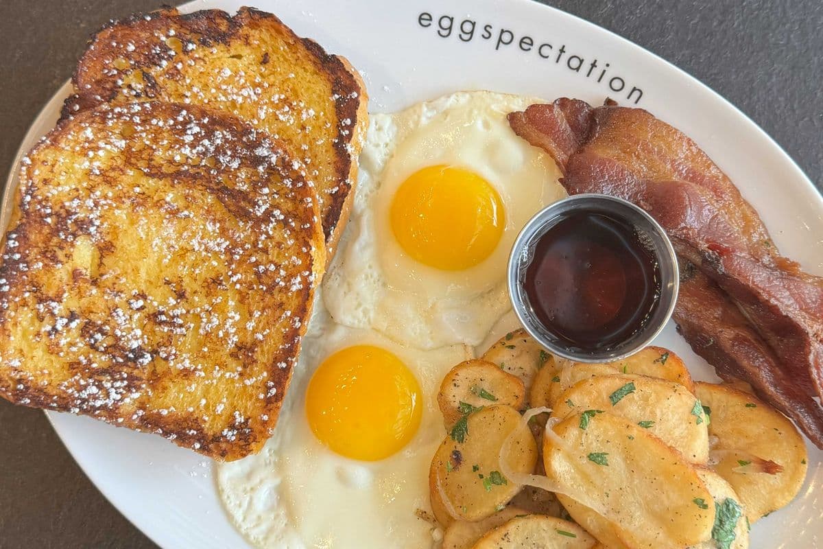 EGGSTRAVAGANZA