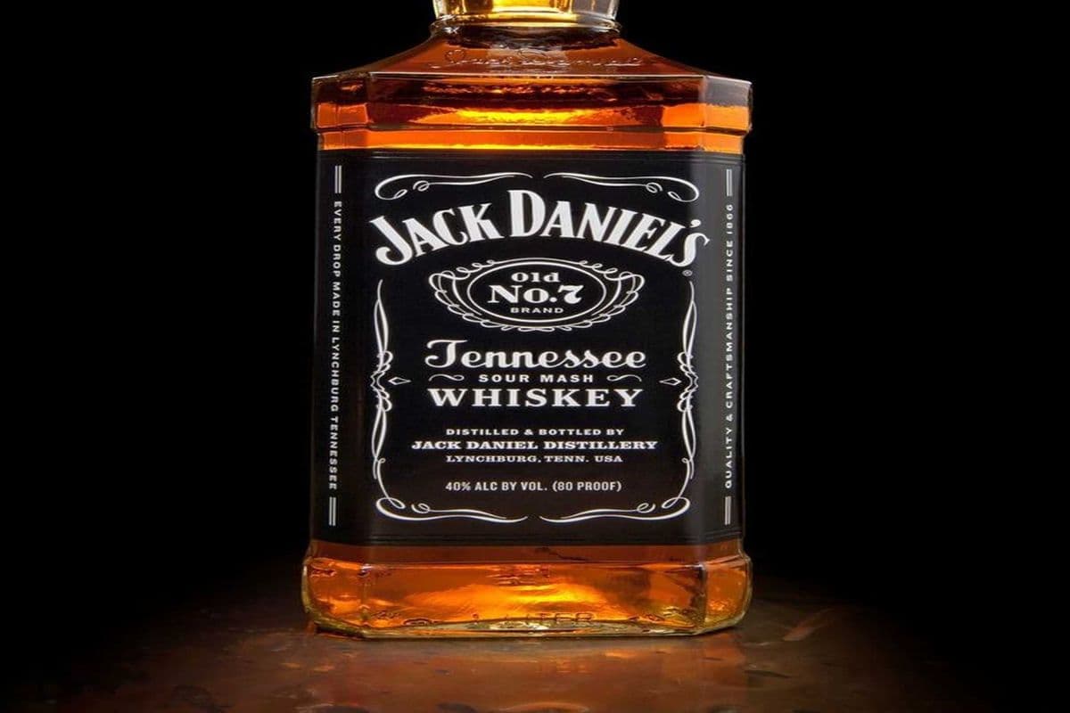 Jack Daniels (1.14 L Bottle) (1 x 1140ML)
