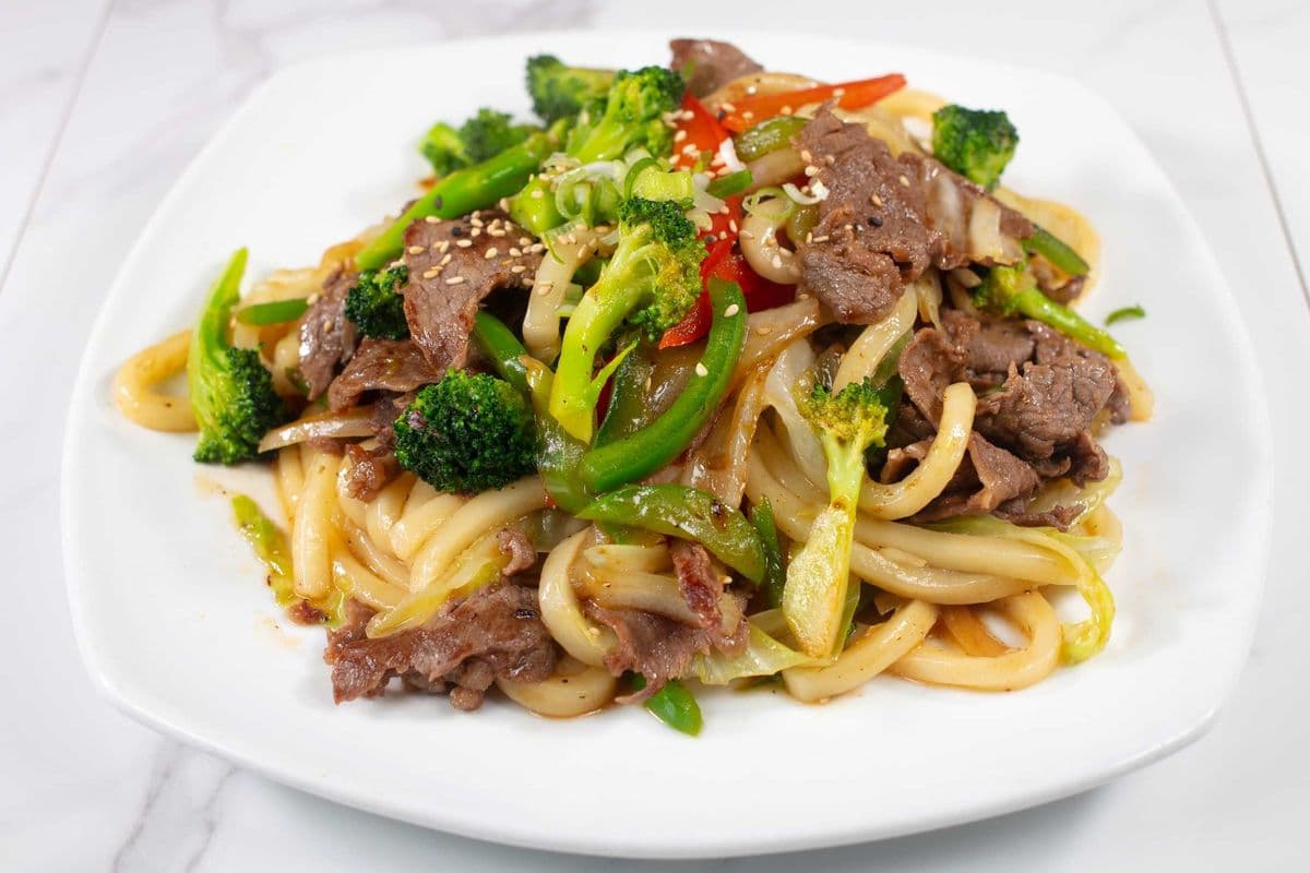 Y02. Beef Yaki Udon