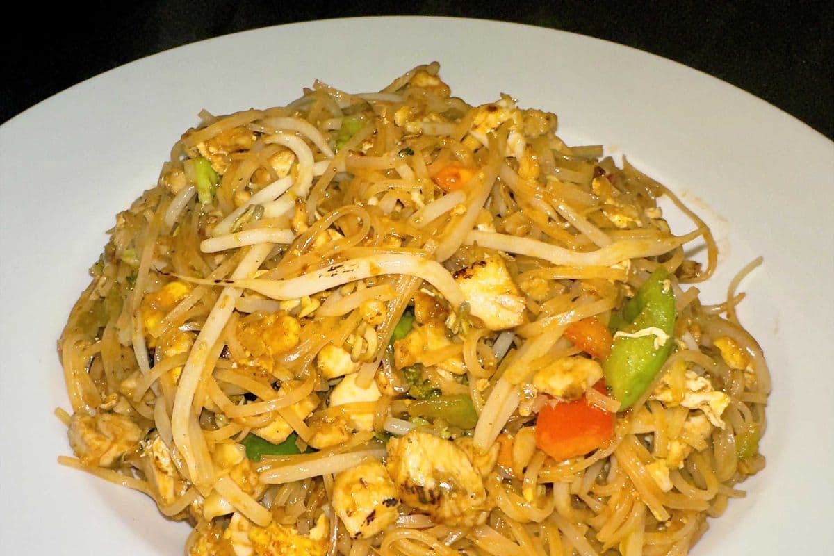 Pad thaï au poulet