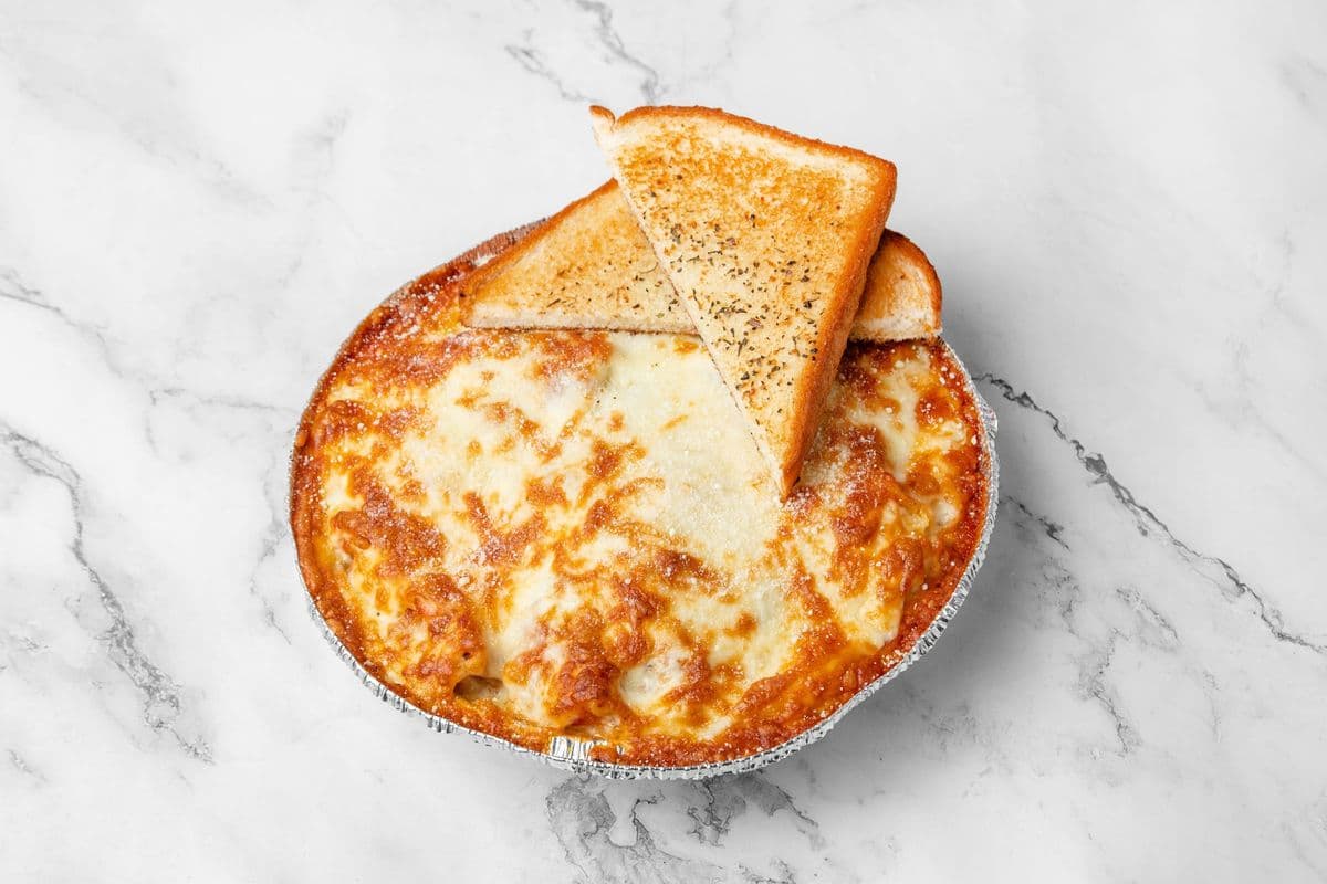Lasagne in meat sauce