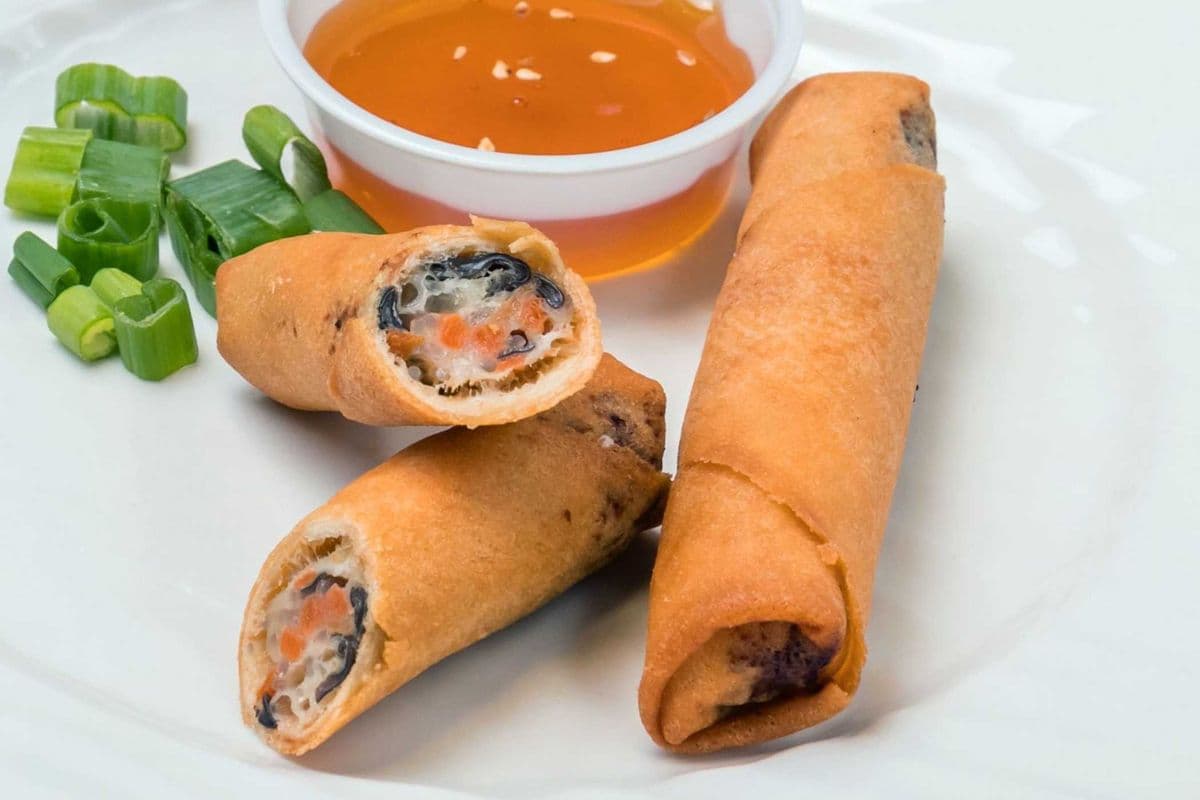 Pork Spring Rolls (3 pcs)