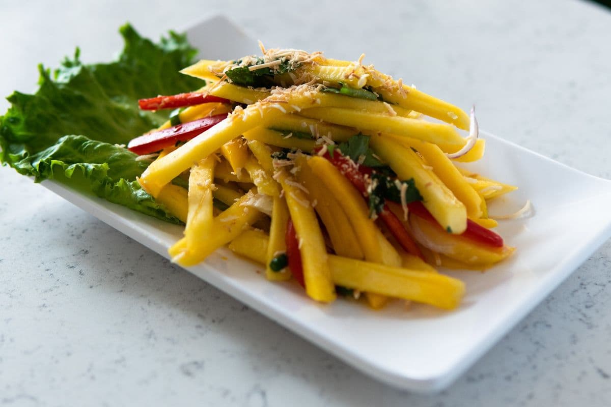 Mango Salad (Yum Mamuang)