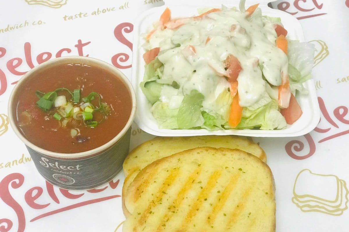 Large Beef Chili, Salad, and Garlic Bread