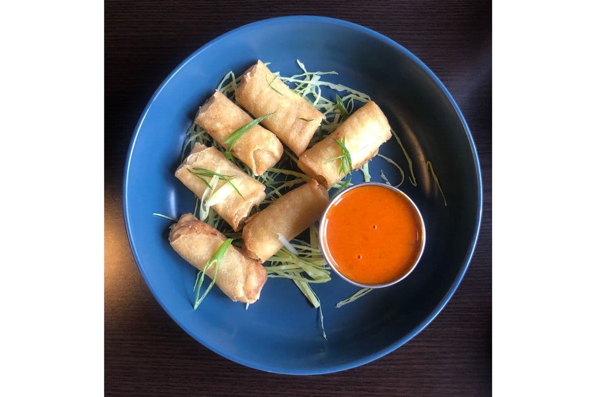 Veggie Spring Rolls (8 pcs)