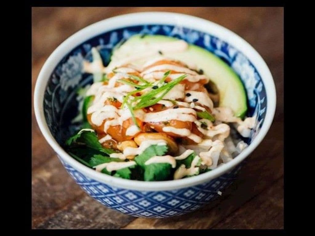 Mini-poké au saumon