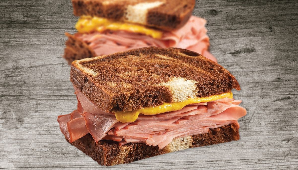 DRUXY'S Famous Corned Beef on Rye