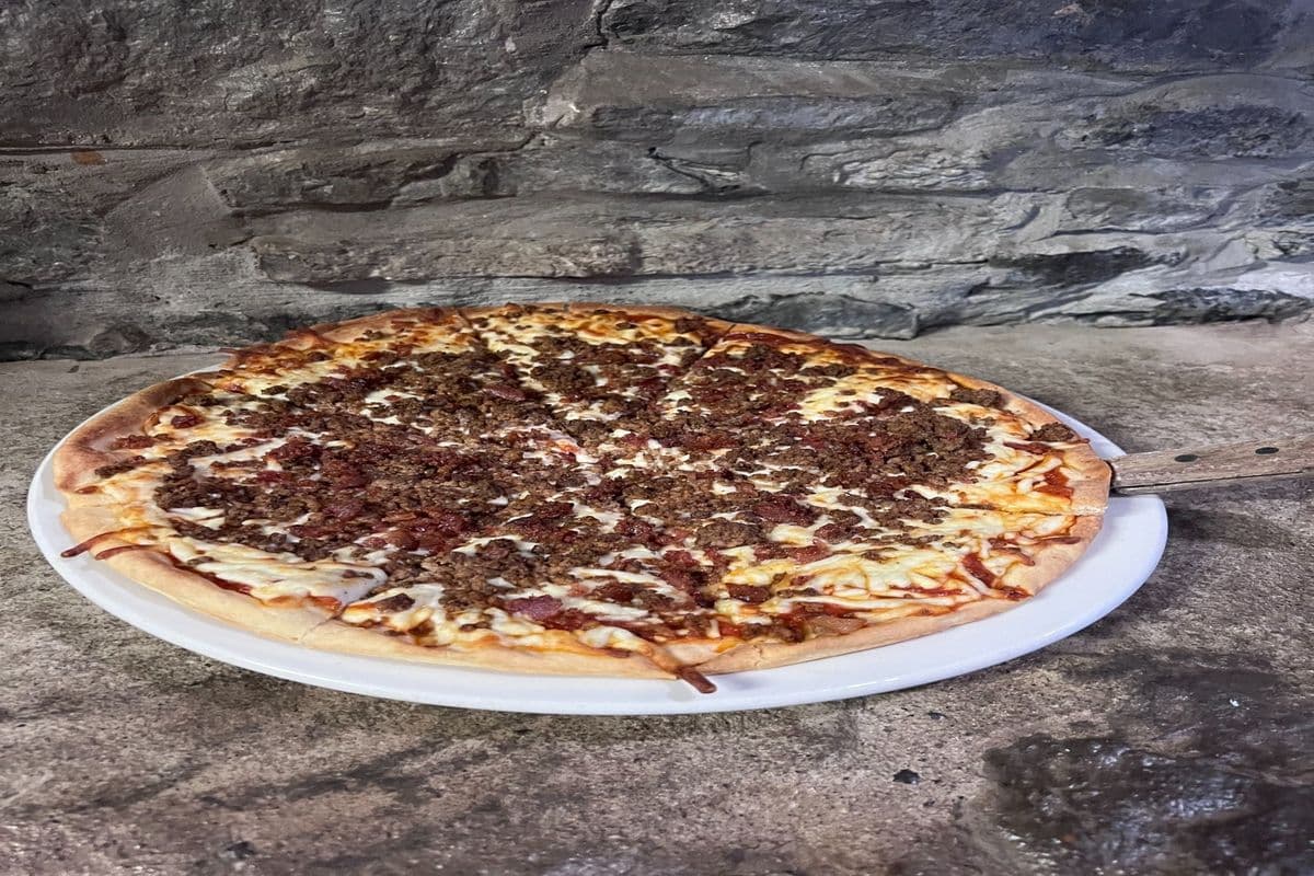 The Loafer's Supreme Pizza