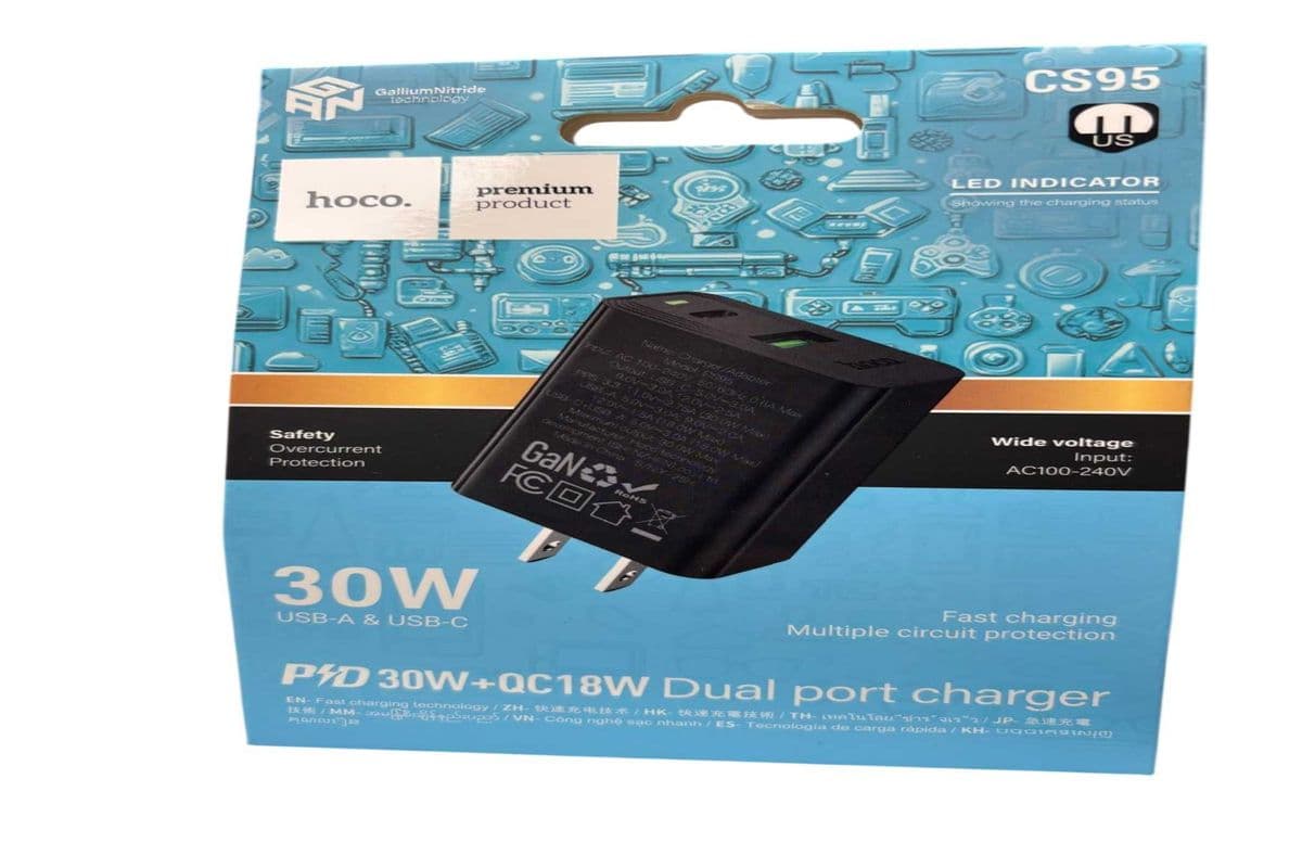 Hoco Wall Charger (Dual Usb-A & Type-C (30W)