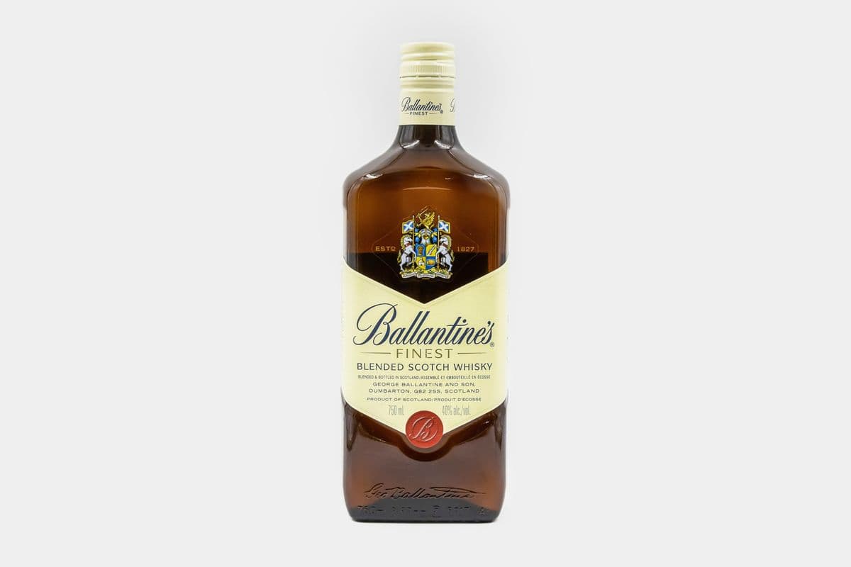 Ballantine's Finest Scotch (1 x 750 ml)