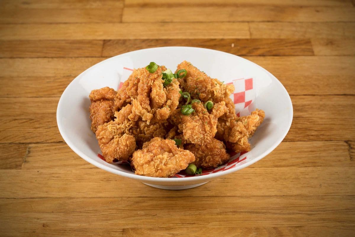 C8. Soy Garlic Chicken Bites (10 pcs)