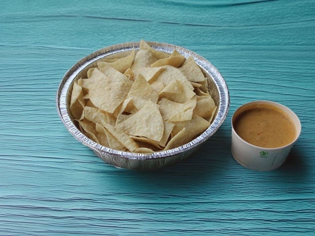 Chips & Queso