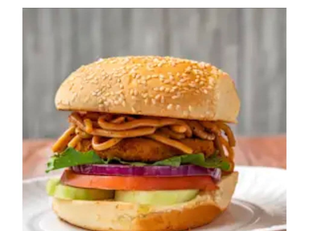 Ultimate Noodle Burger