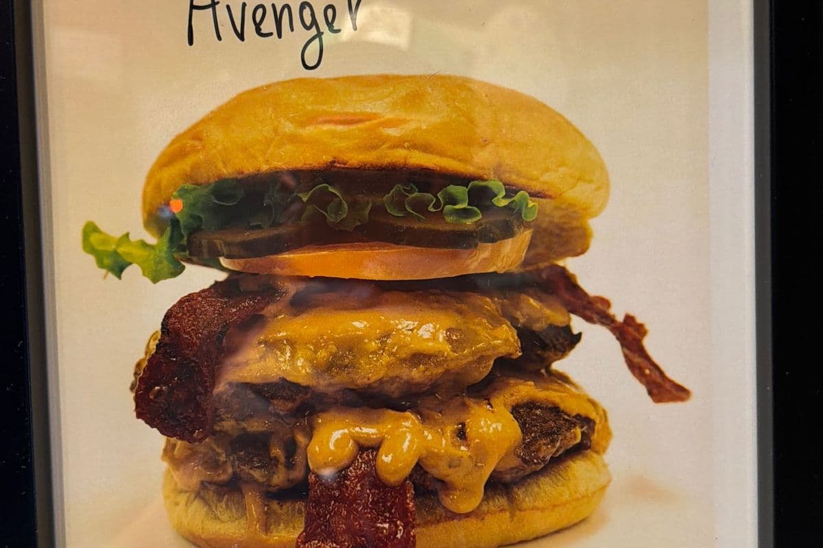 Avenger Burger (4oz)