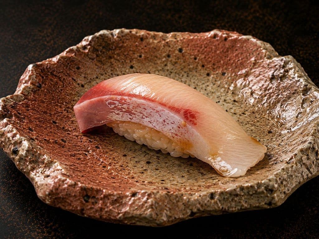 Hamachi Nigiri