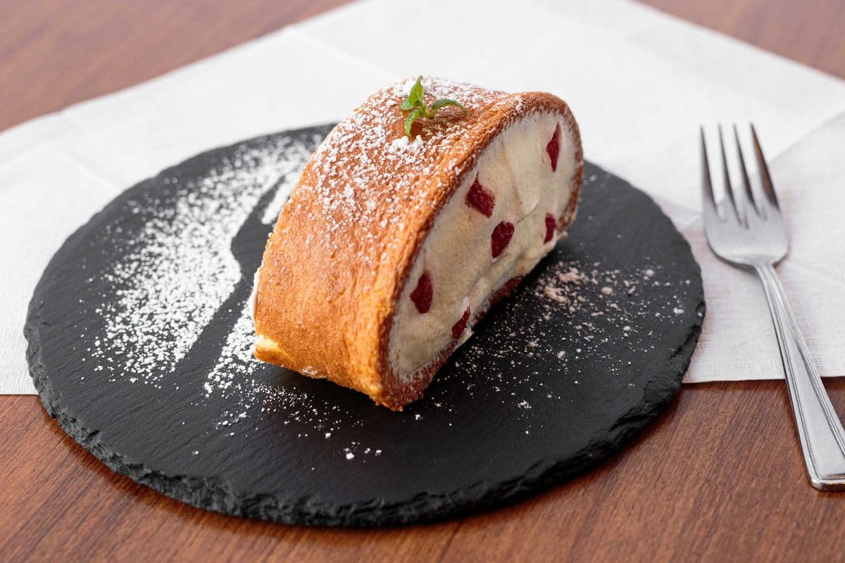 Roll Cake