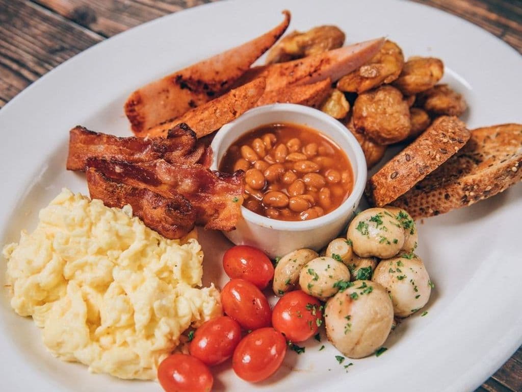 "The Beatles" English Breakfast